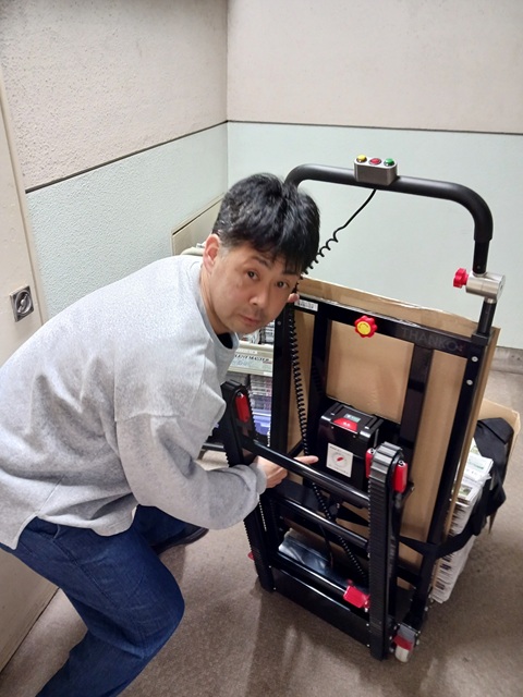 購入した電動台車の写真